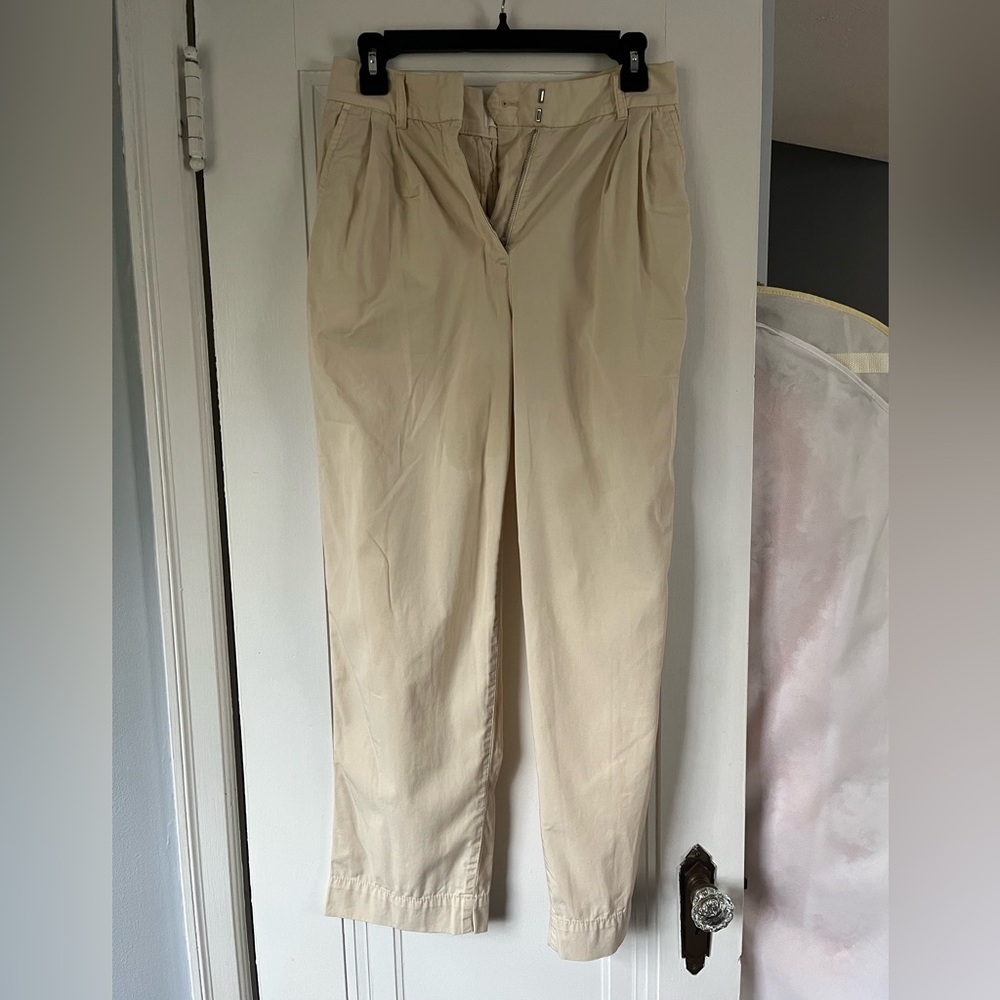 Aritzia Wilfred Free Khaki pants